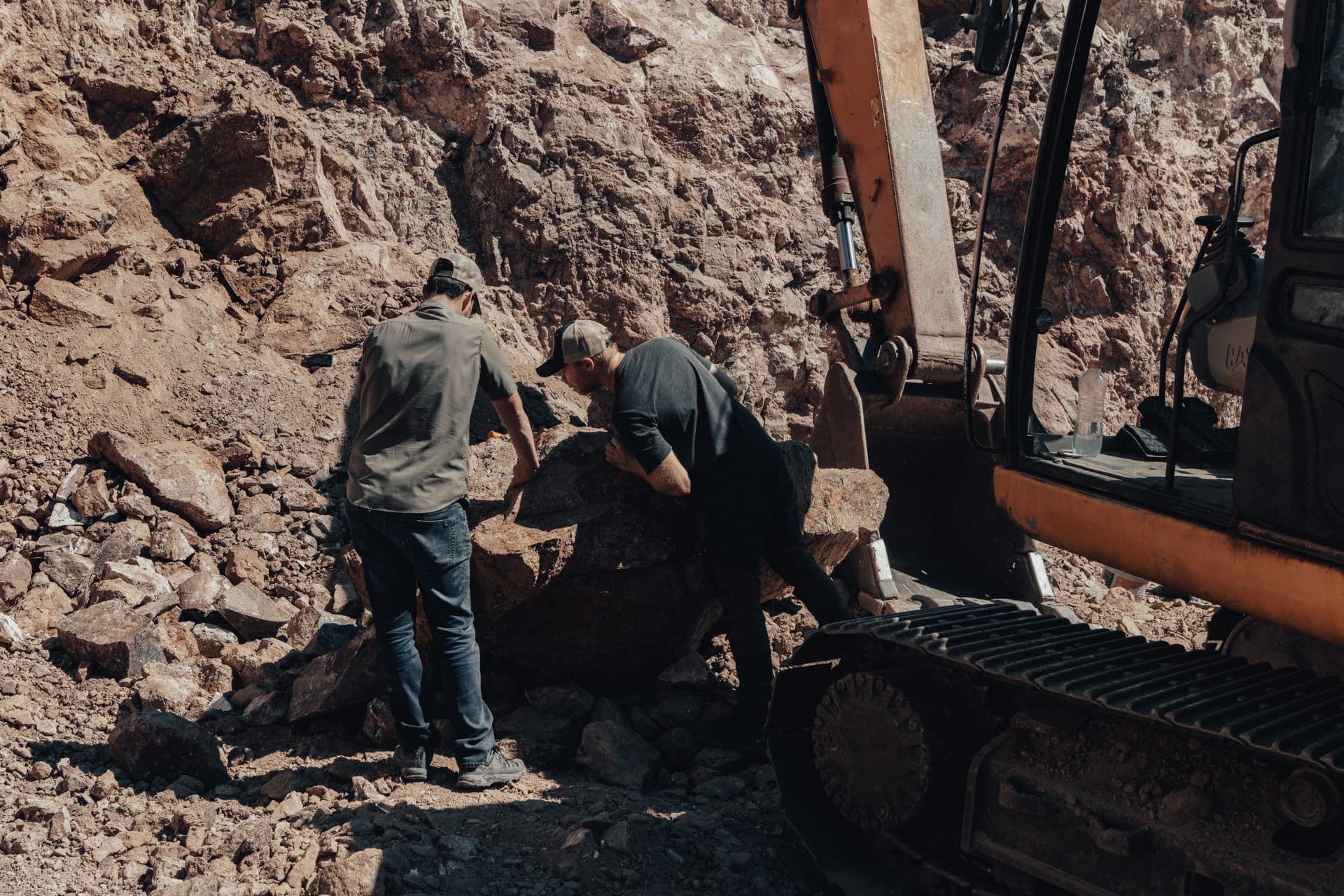 Why Finding Great Agates Is So Difficult