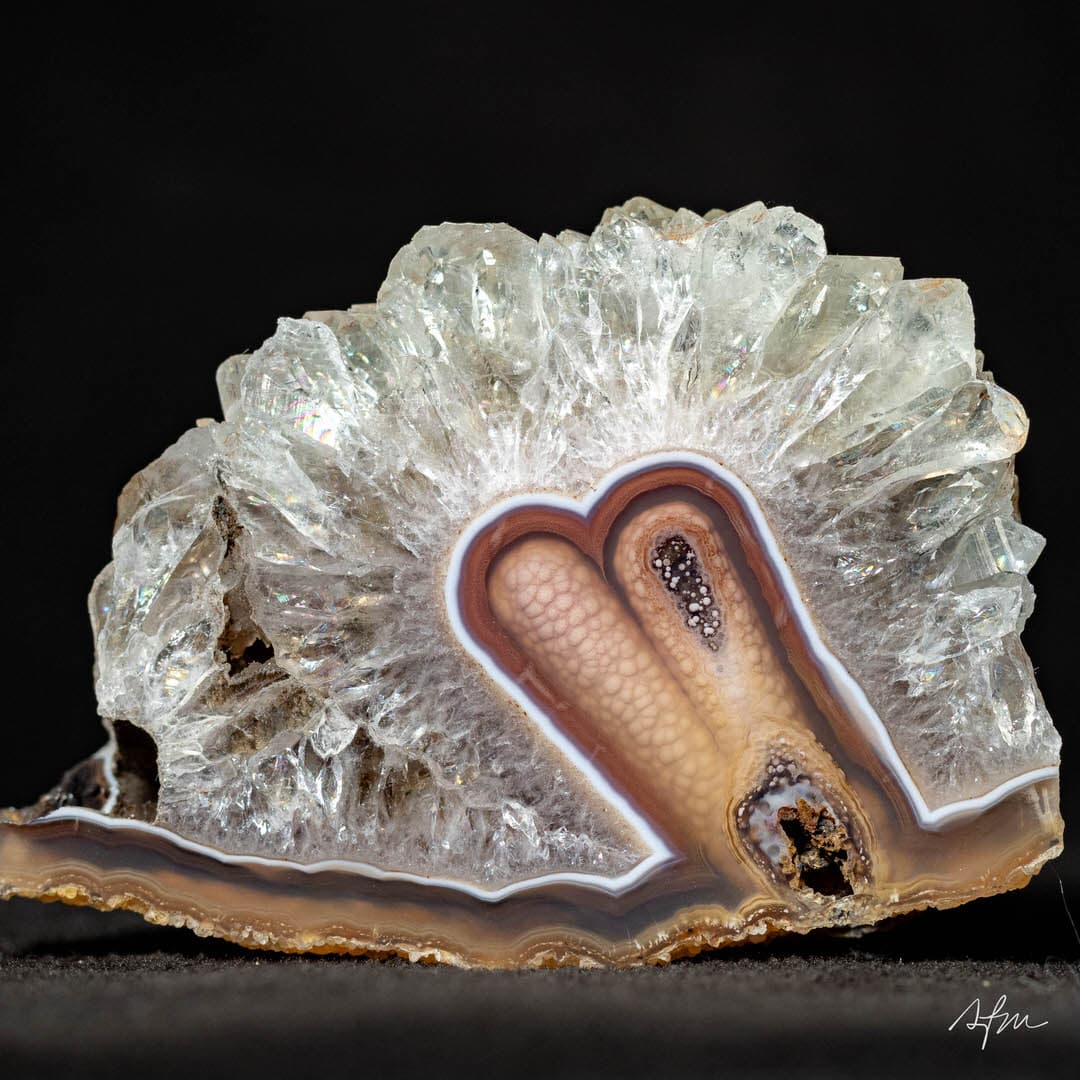https://cdn.agatesfrommexico.com/file/agates-prod/products/CYM2569/g0vqspr5ljqpwaljo5ej.jpg