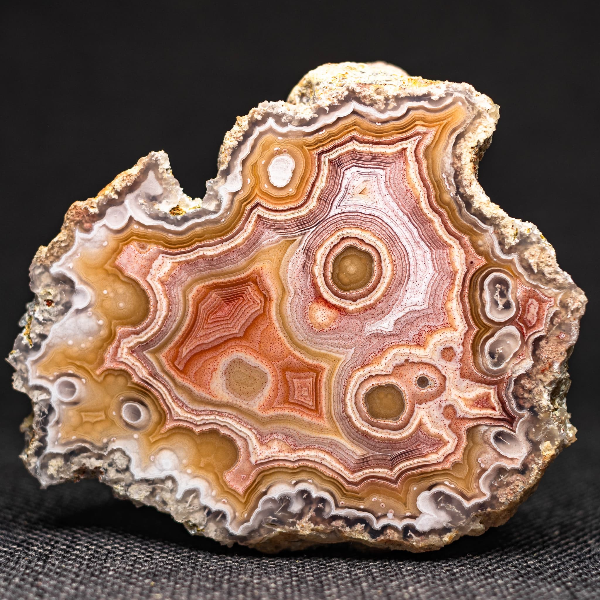 https://cdn.agatesfrommexico.com/file/agates-prod/products/LAG24326/avbh66av1wra3uf8btkc.jpg