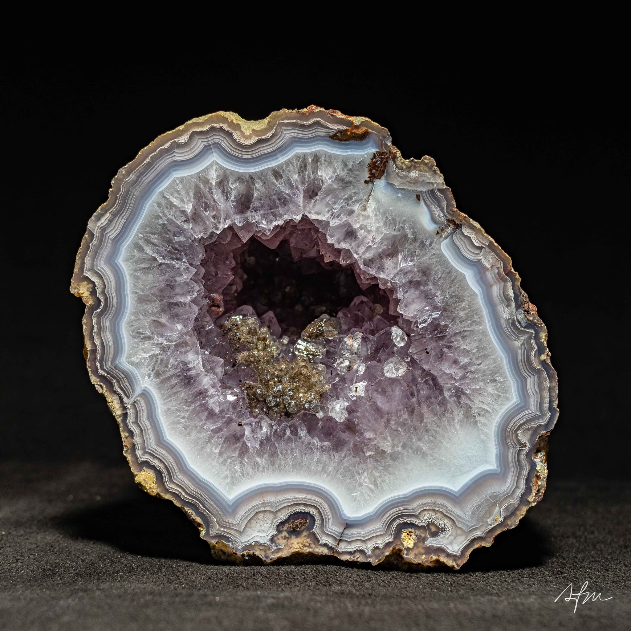 https://cdn.agatesfrommexico.com/file/agates-prod/products/LAG2510/d3hdttjtrirtbwklzhdt.jpg