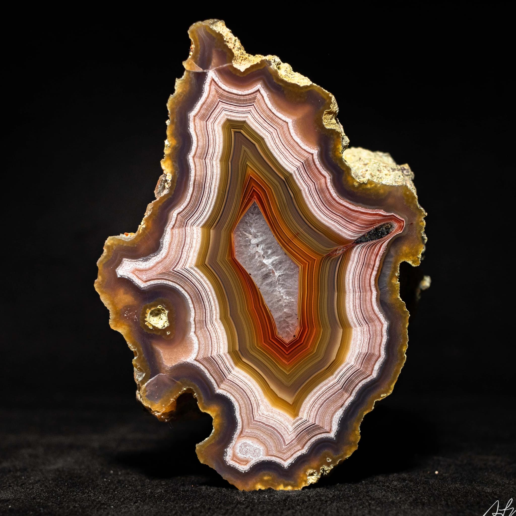 https://cdn.agatesfrommexico.com/file/agates-prod/products/LAG2544/GtXLwS2e5N4wE2qAkb5Yw.png