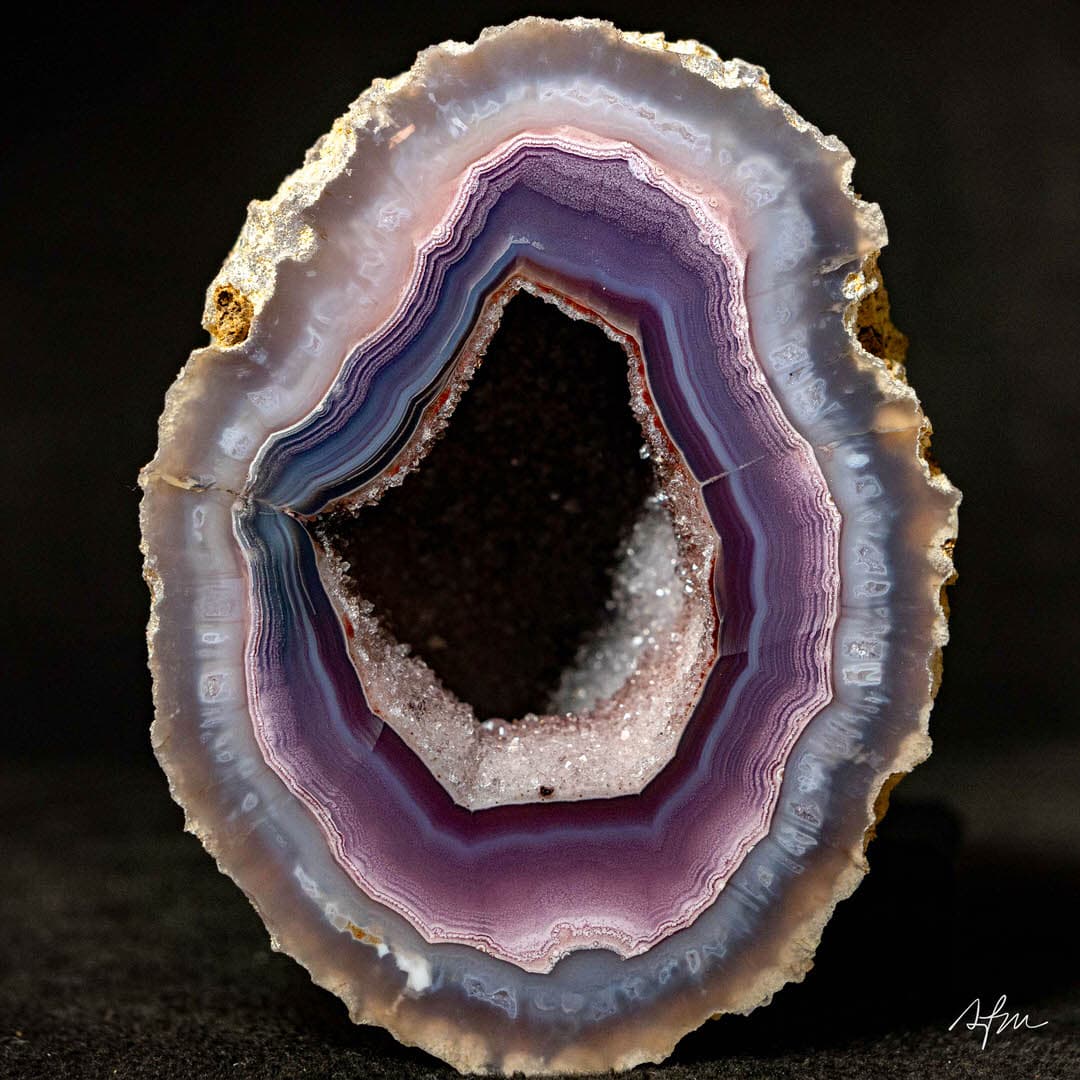 https://cdn.agatesfrommexico.com/file/agates-prod/products/CYM2551/ypwiaiqjikefnk4pknql.jpg